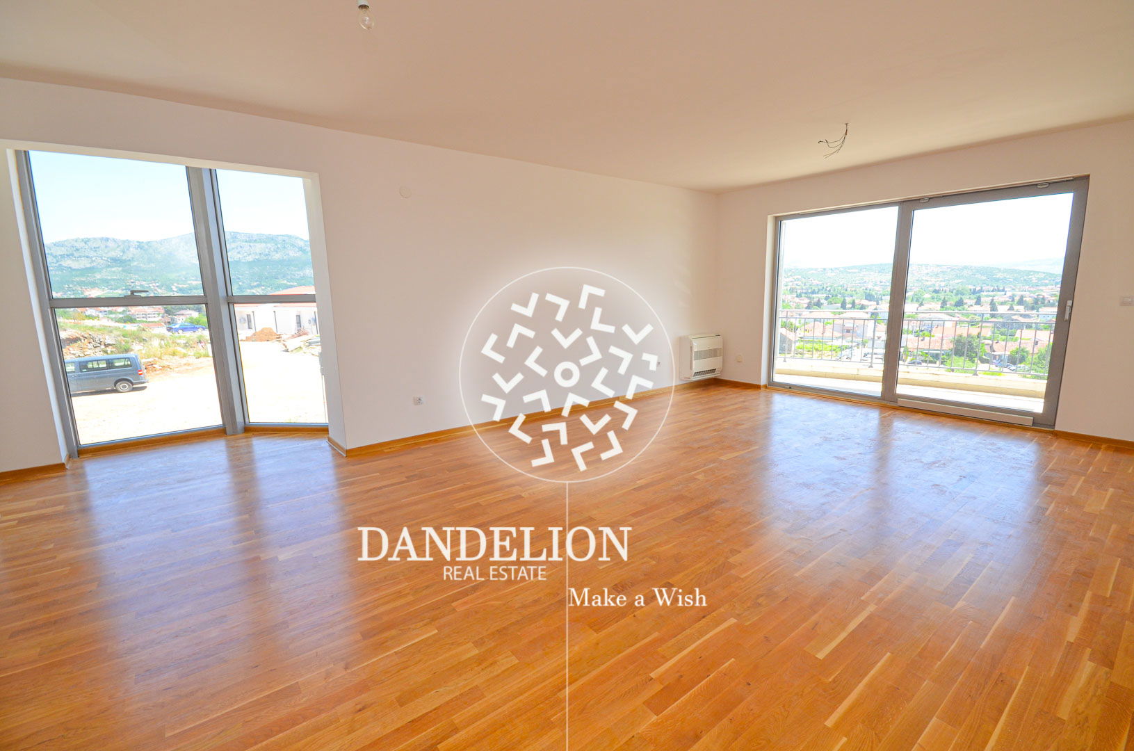 Продаж - Квартира Podgorica, Gorica C