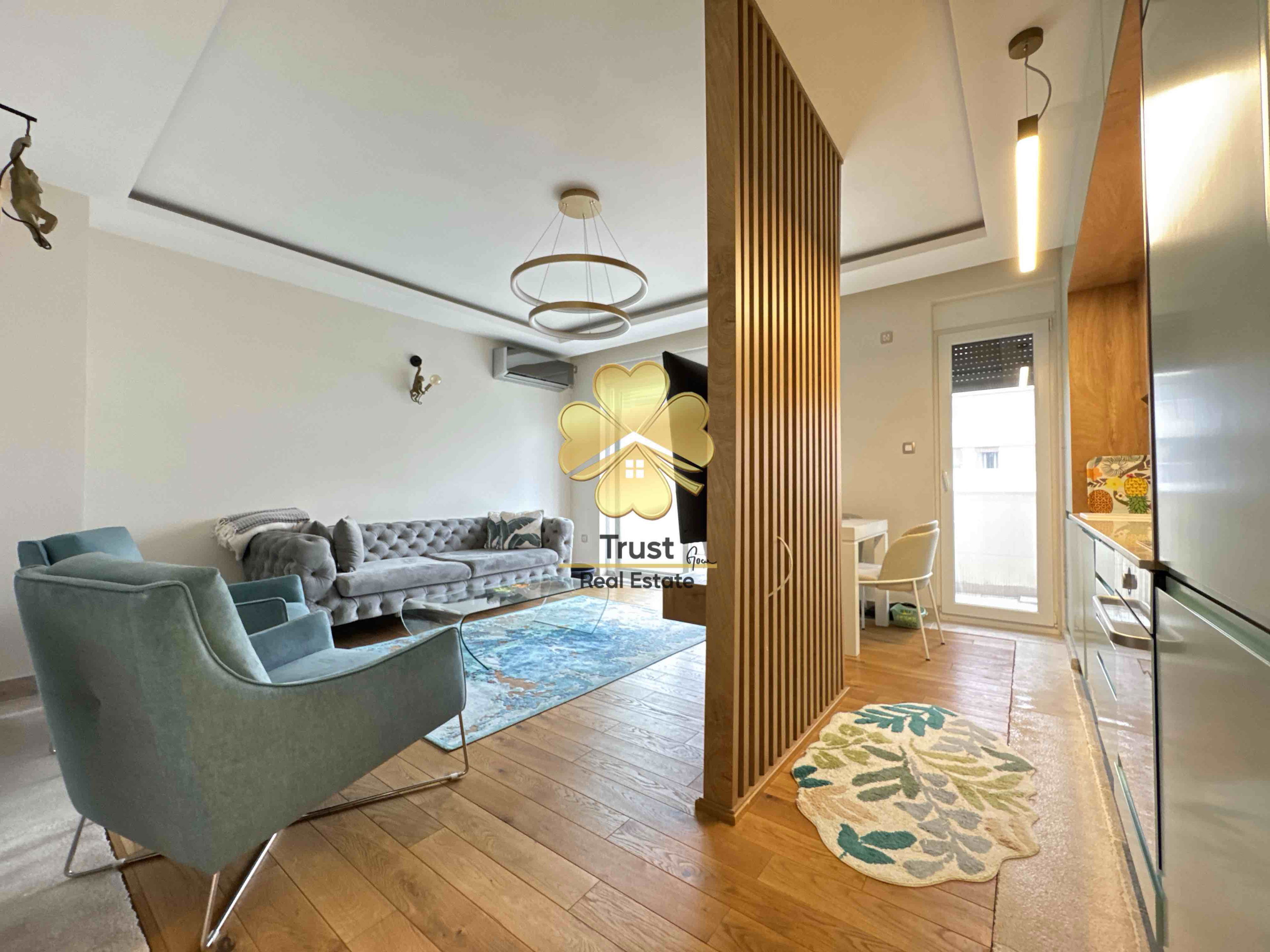 Izdavanje - Stan Podgorica, Preko Morače