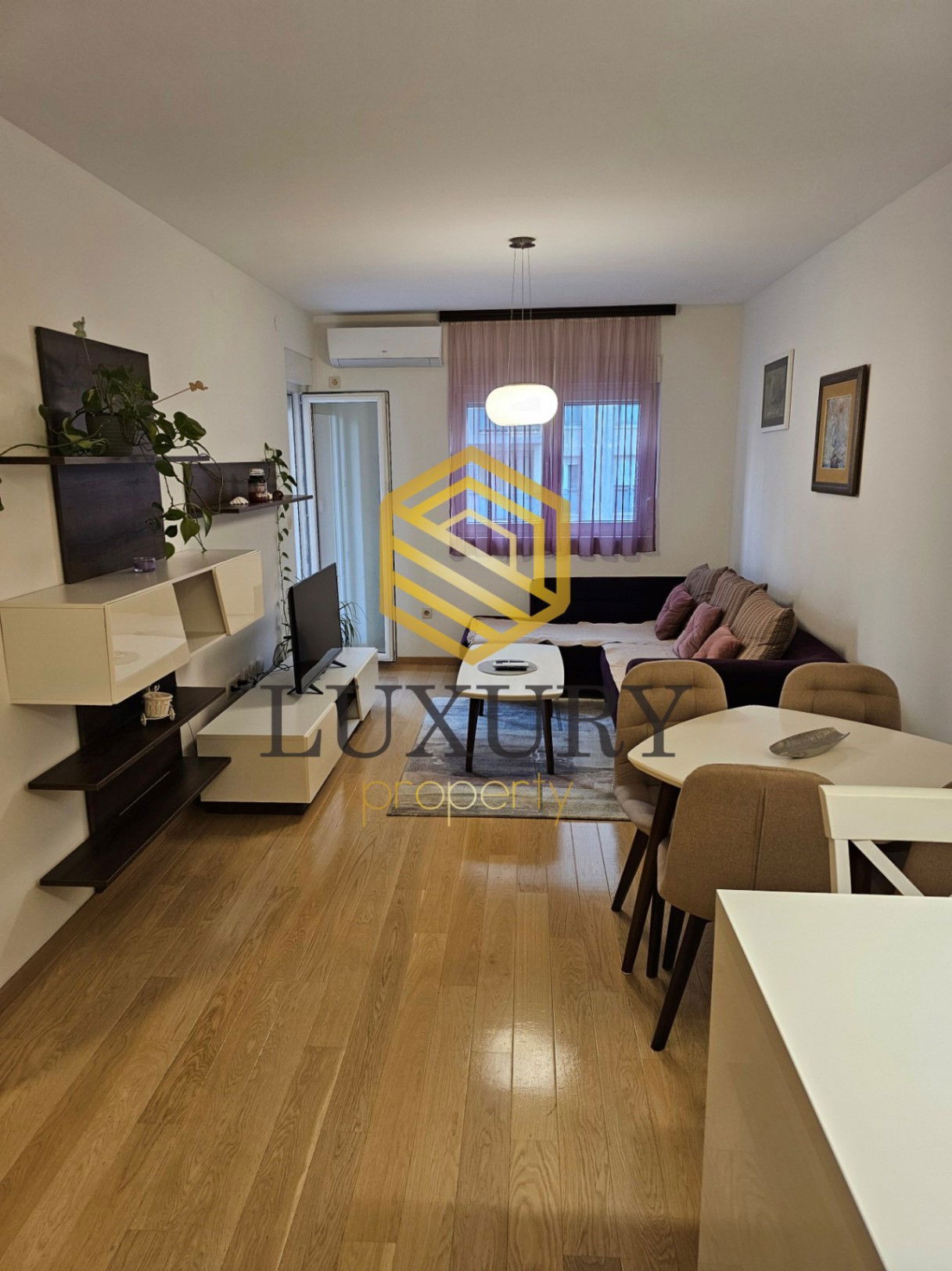 Оренда - Квартира Podgorica, City Kvart