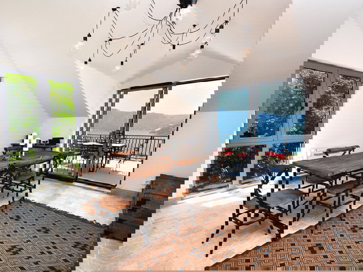 Prodaja - Stan Kotor, Risan