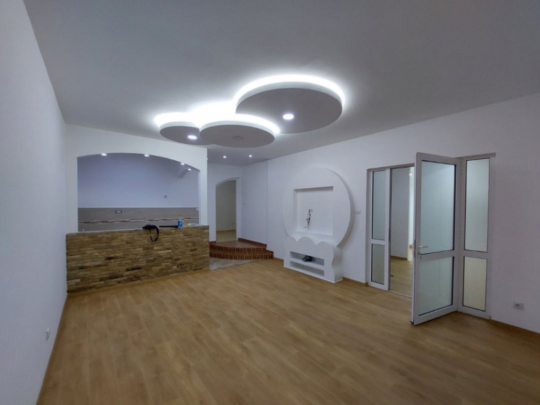 Продаж - Квартира Podgorica, Centar