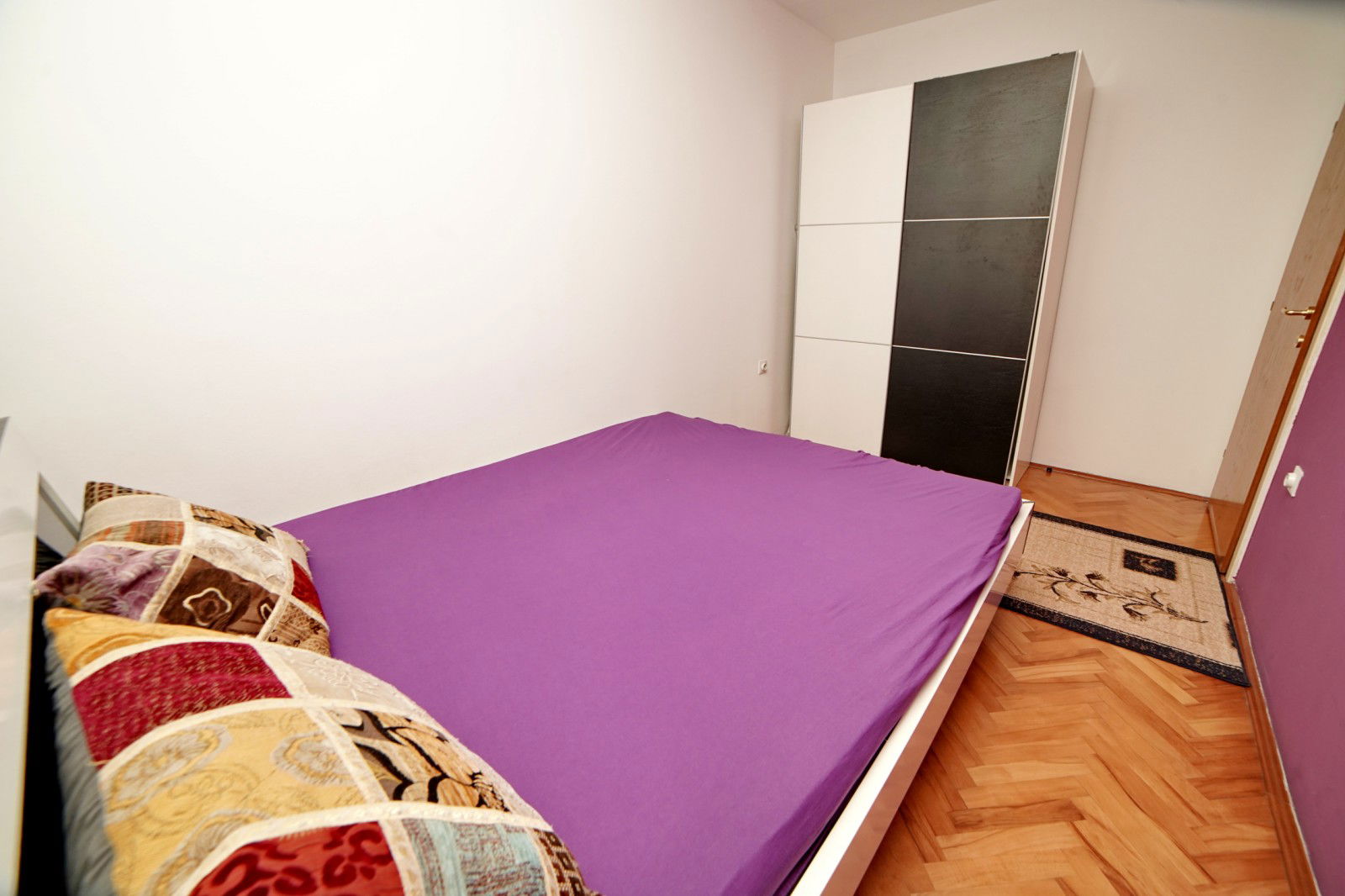 a65ba1ba-24c8-42d4-85d4-6d7e43fd3e99.jpg