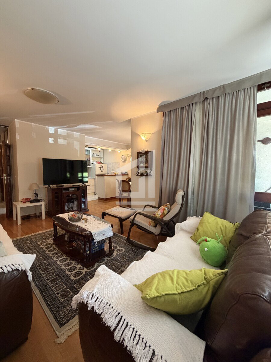 Продажа - Квартира Podgorica, Stari Aerodrom