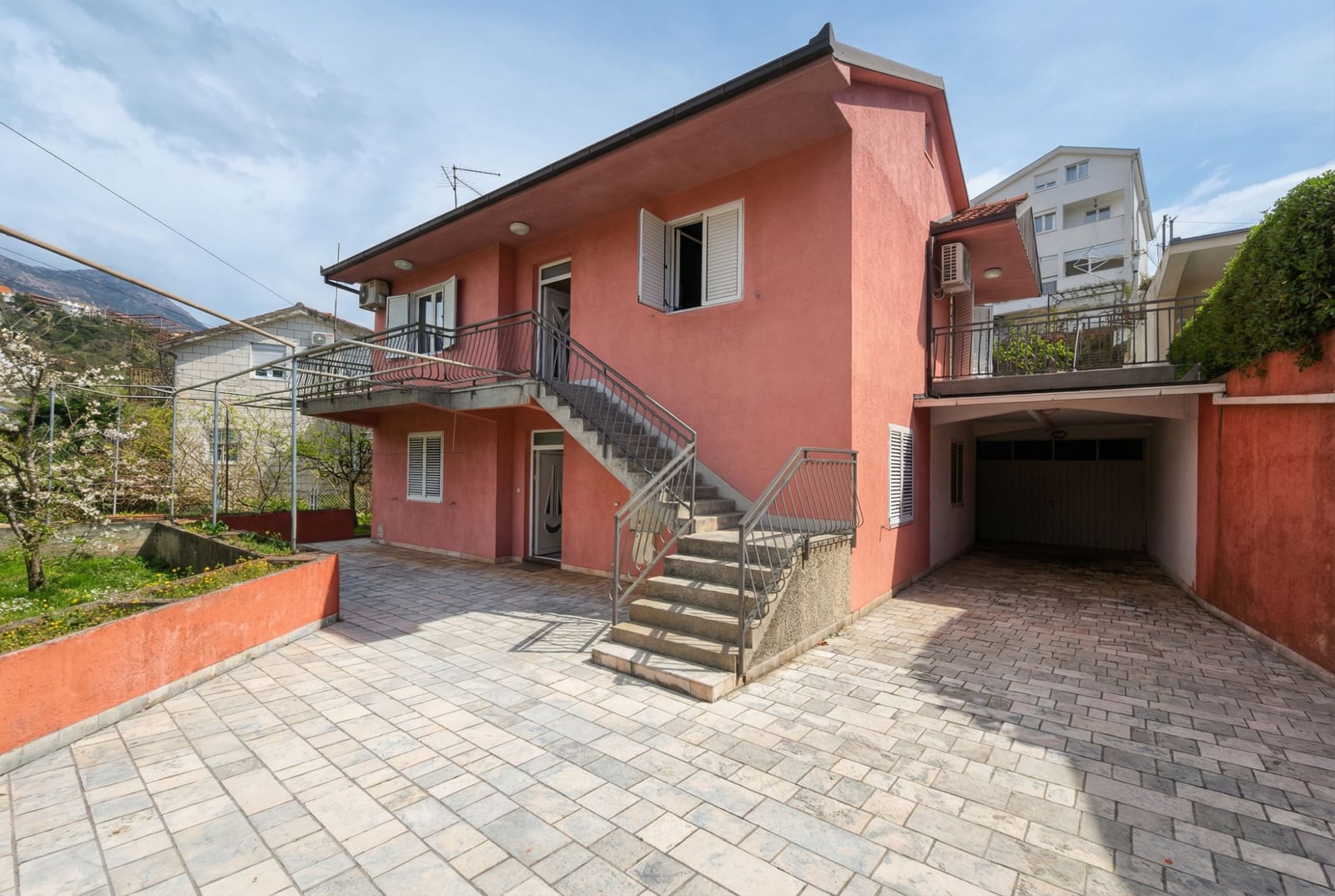 Prodaja - Kuća Herceg Novi, Herceg Novi