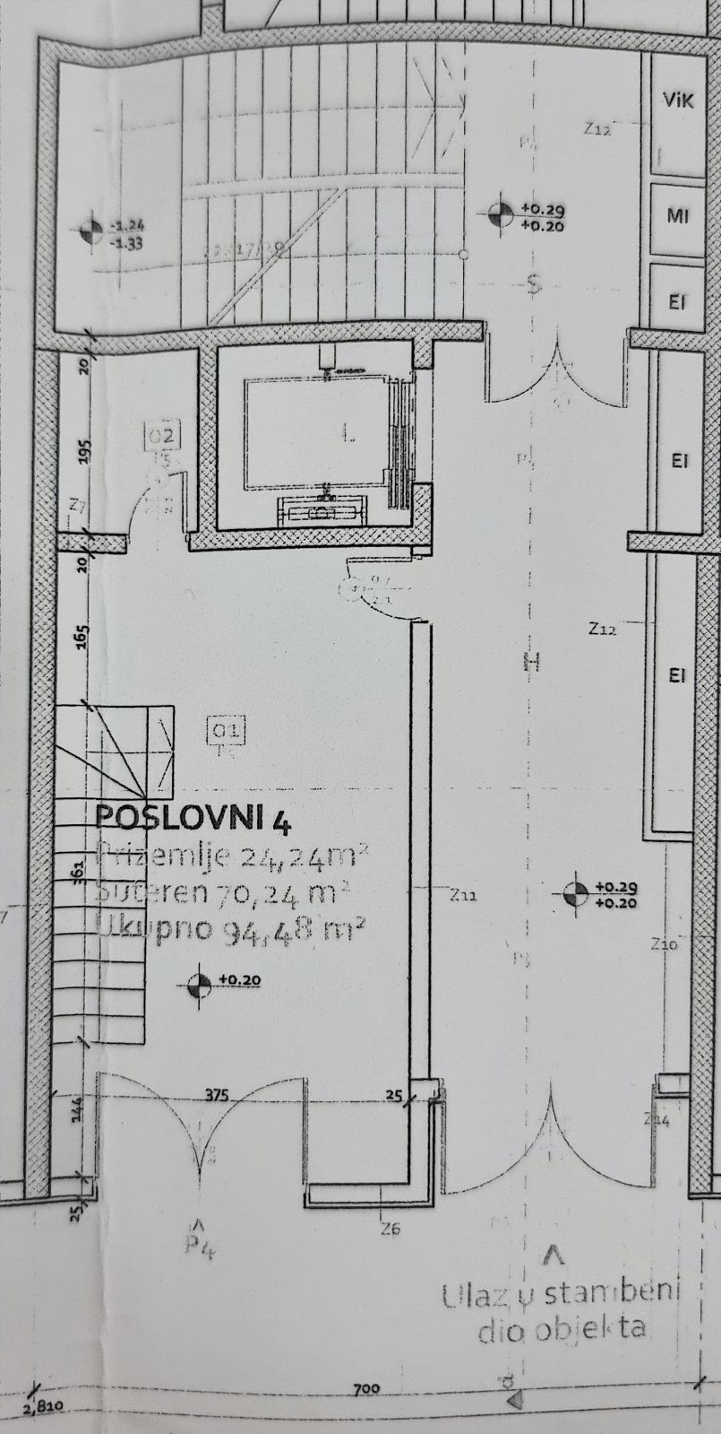 a7d3c40e-d20b-49ab-b5dc-df804a3c80c2.jpg