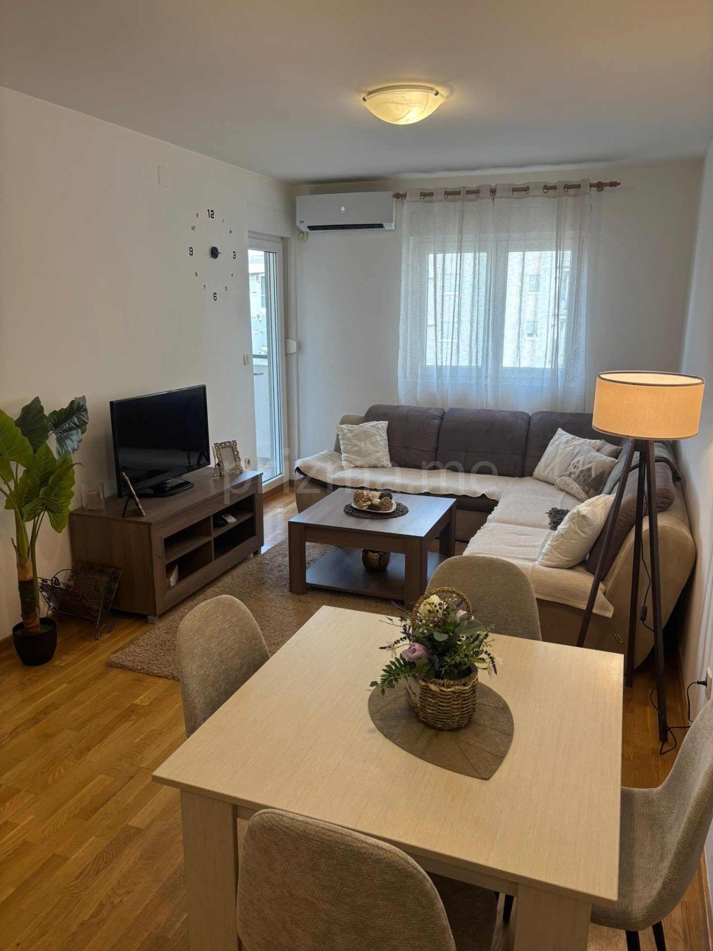 Kiralık - Daire Podgorica, Zagorič