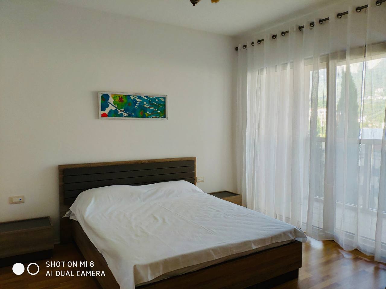 a7de5df7-5d55-40a5-9da1-78ca5e95be26.jpg