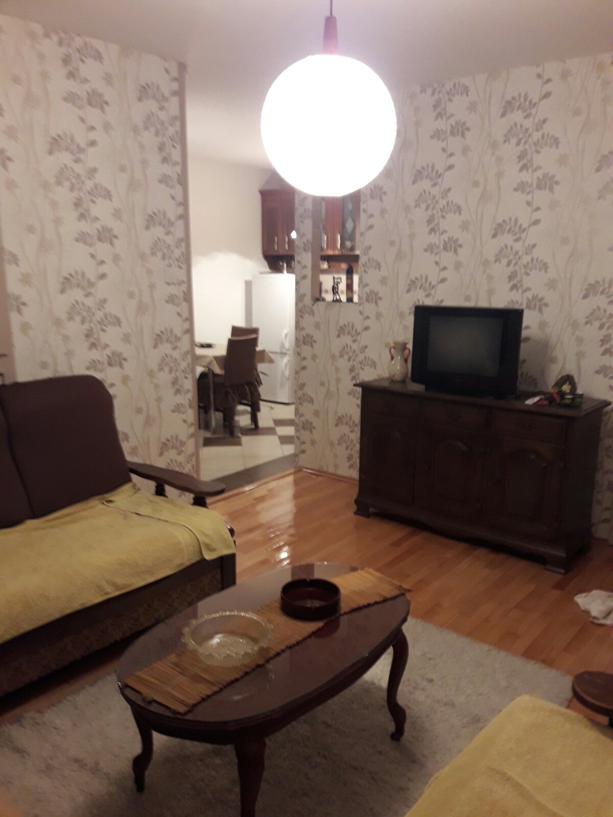 a851d140-e1ea-4a38-b192-013150e021d3.jpg
