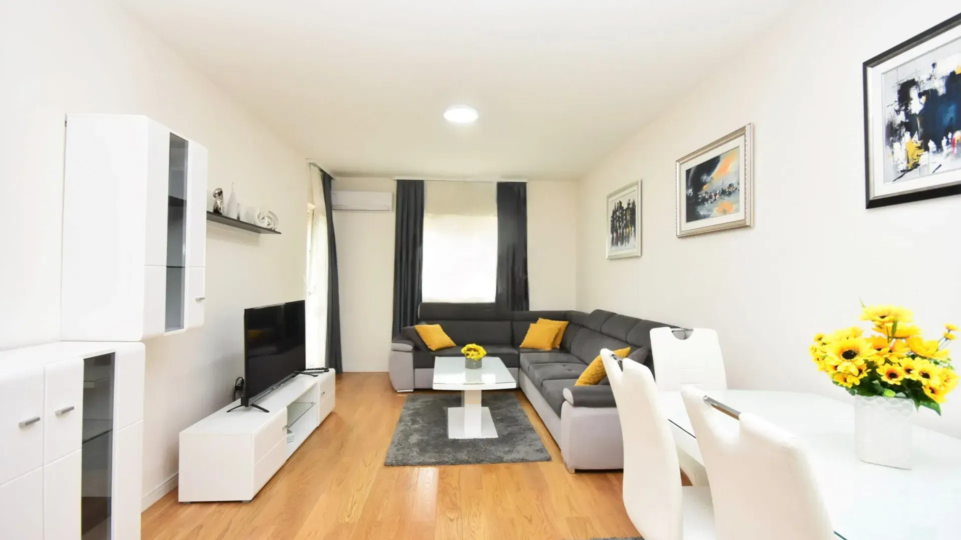 Izdavanje - Stan Podgorica, Central Point