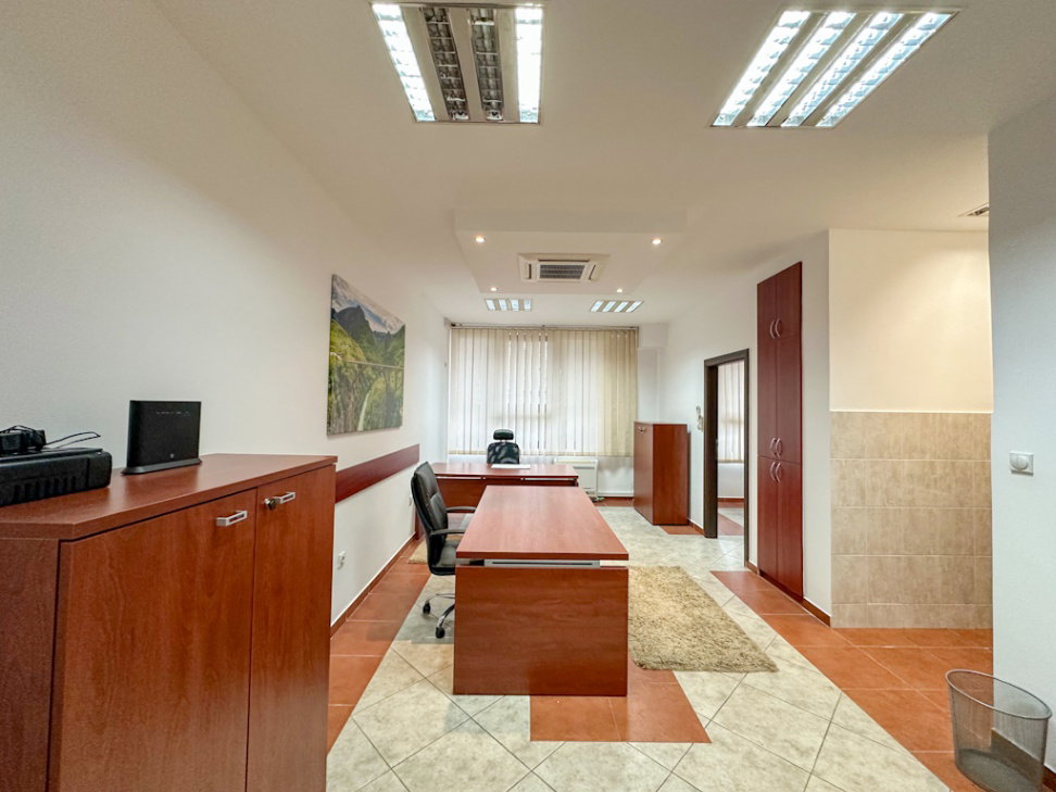Kiralık - İş yeri Podgorica, Krivi Most