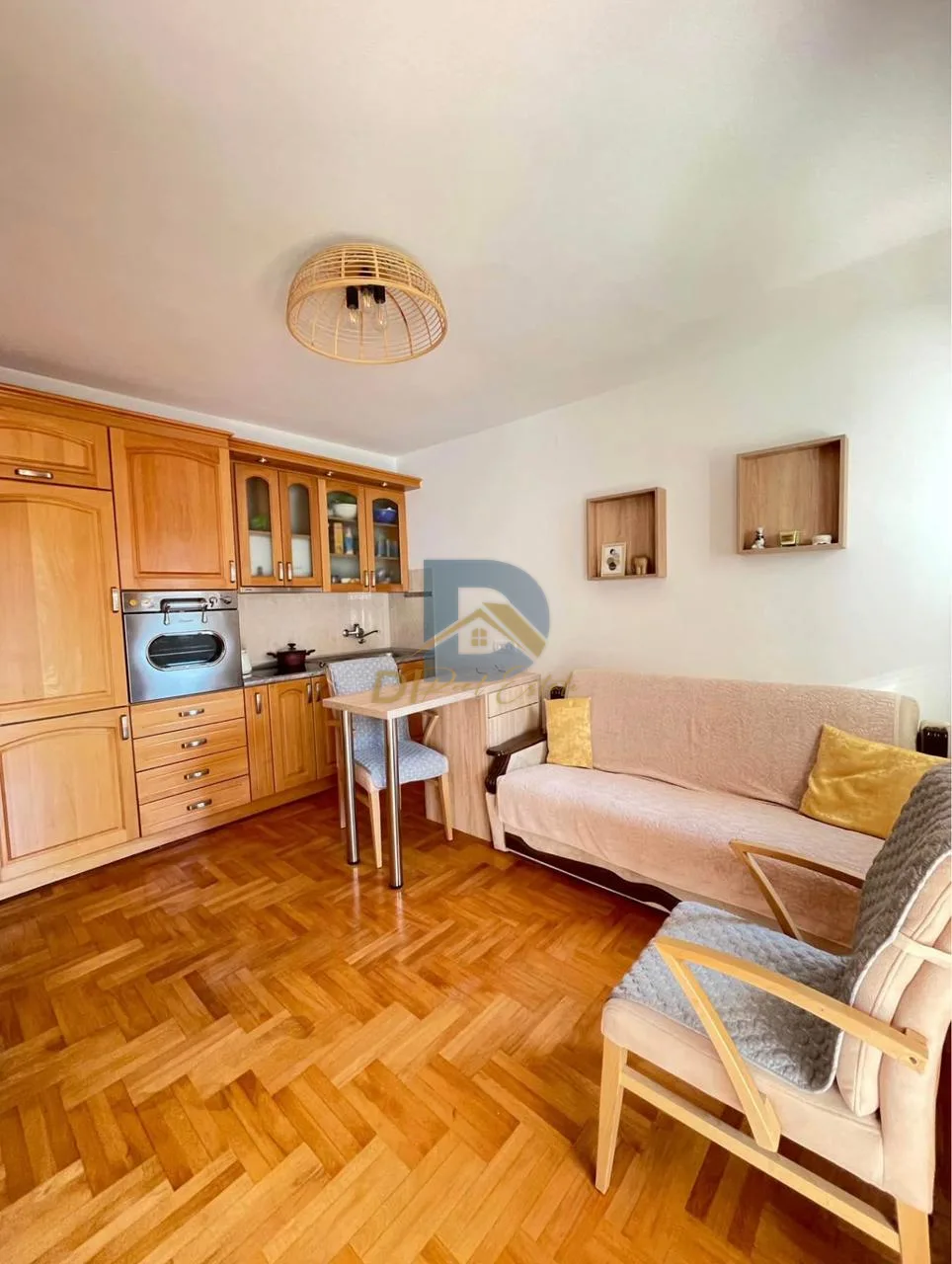 Sale - Apartment Budva, Bečići