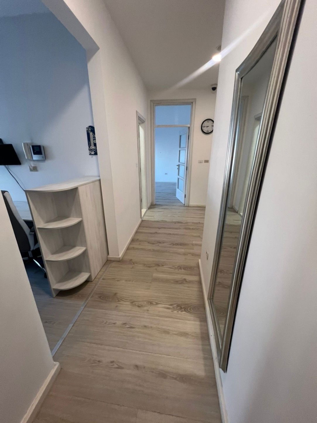 Izdavanje - Poslovni prostor Podgorica, Centar