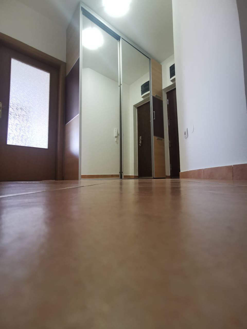 aa9108c3-eb71-40bf-ab2a-03922a994c6e.jpg