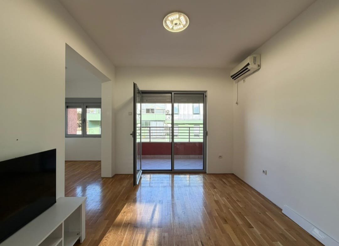 Prodaja - Stan Podgorica, Krivi Most