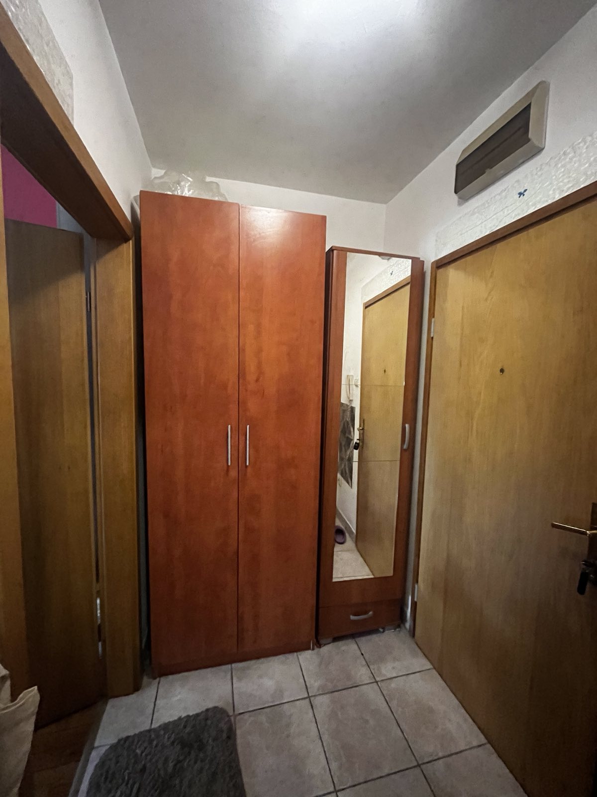 ab634efc-3ae9-4d86-8adb-317cdab7fb7f.jpg