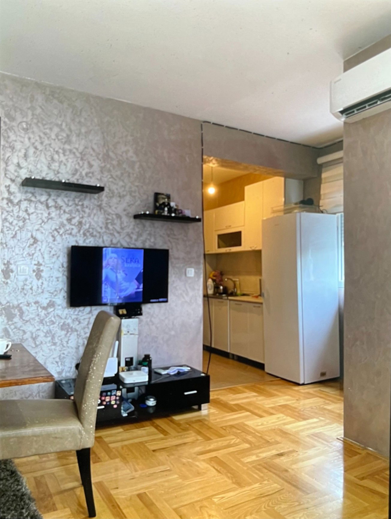 Продаж - Квартира Podgorica, Stari Aerodrom