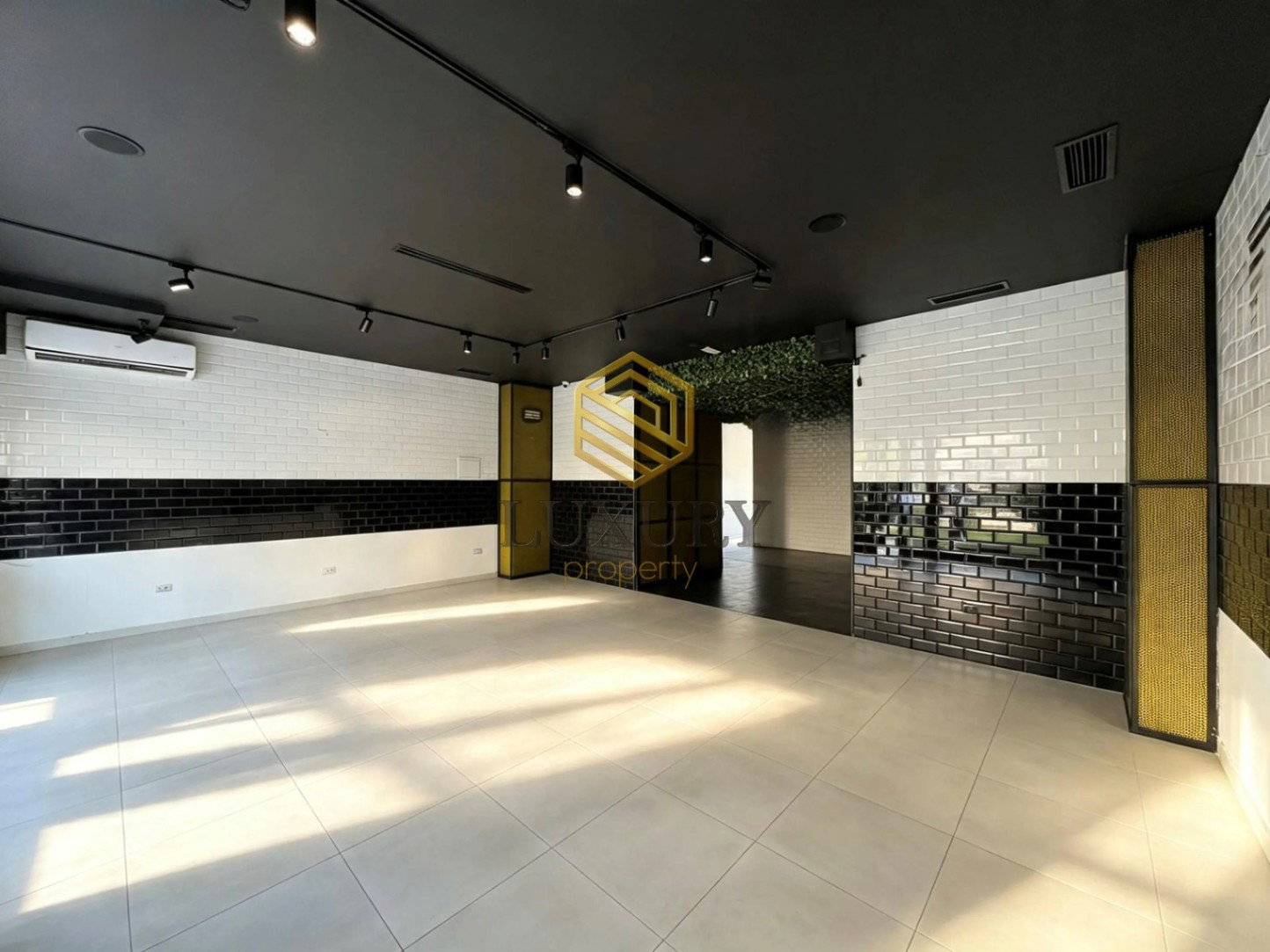 Sale - Office space Podgorica, City Kvart