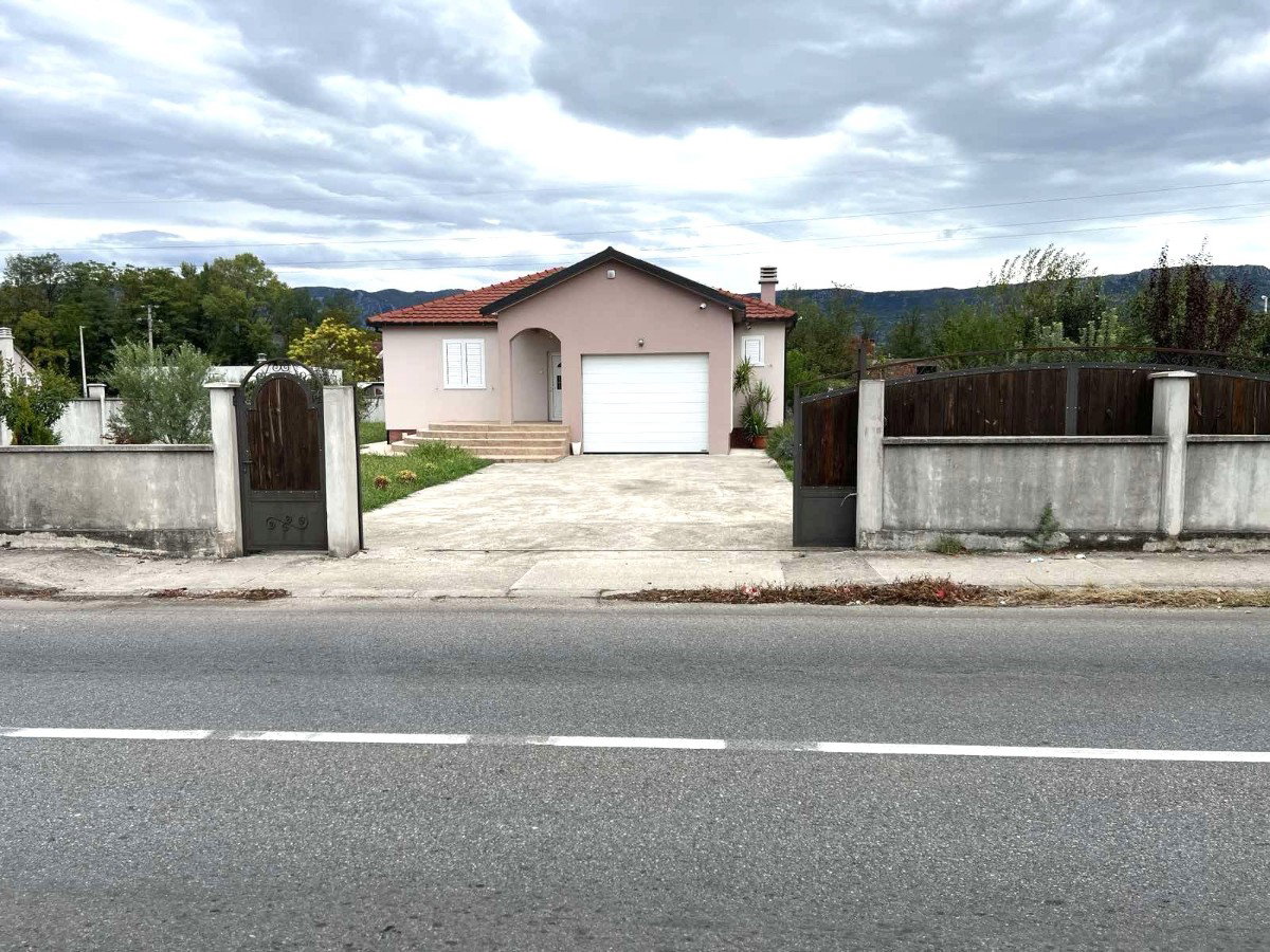 Rent - House Danilovgrad, Spuž