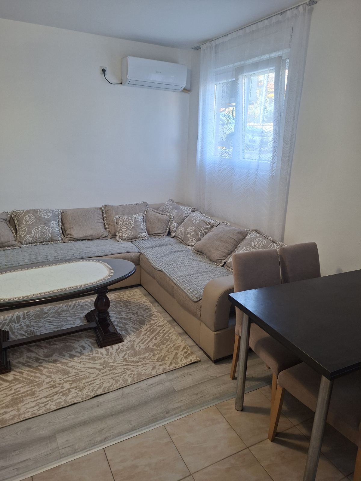 acb79aaa-3d52-49f4-b810-02070710fa1e.jpg