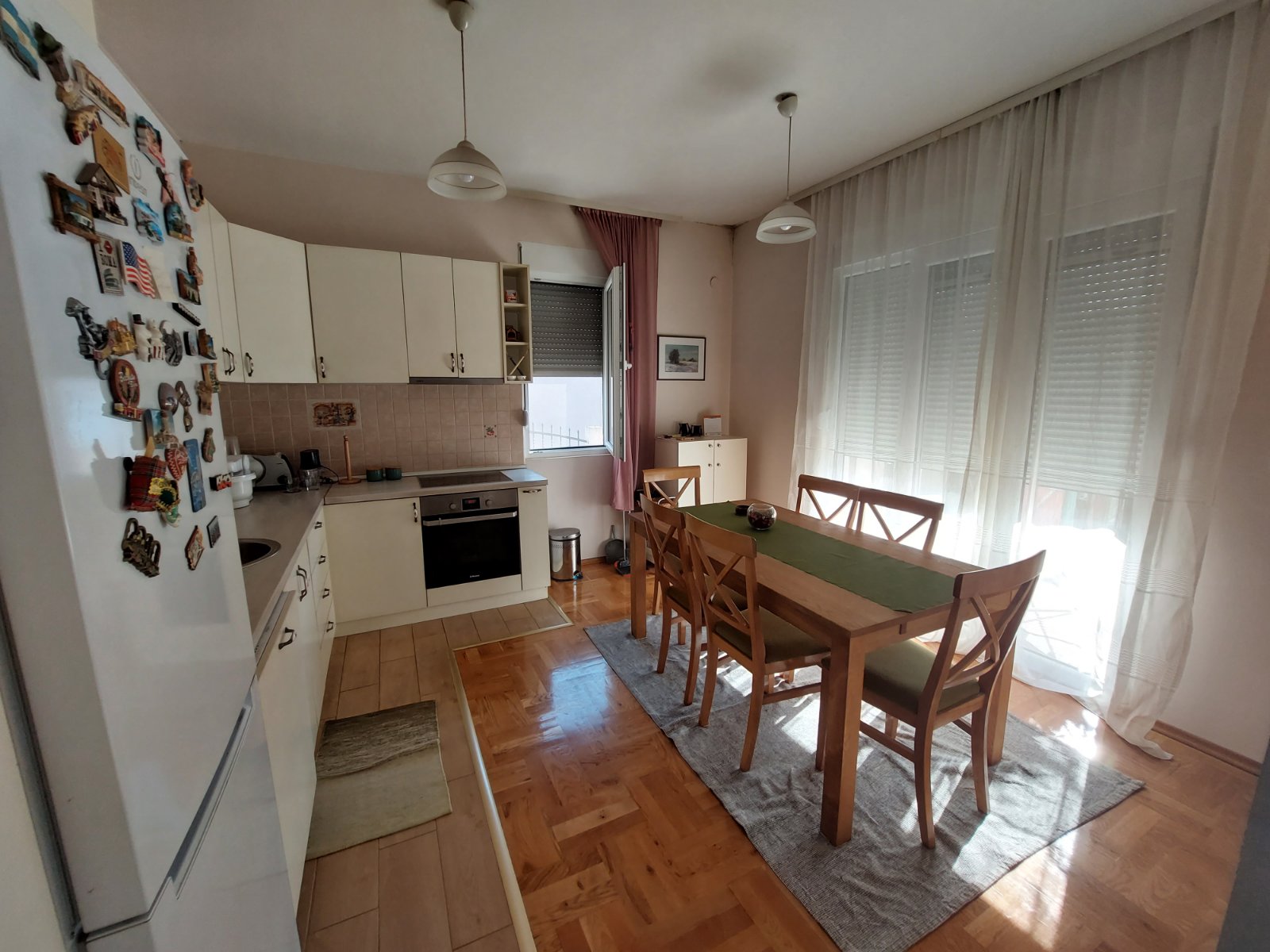 ad56077d-2991-4265-9783-3c08cf465d6a.jpg