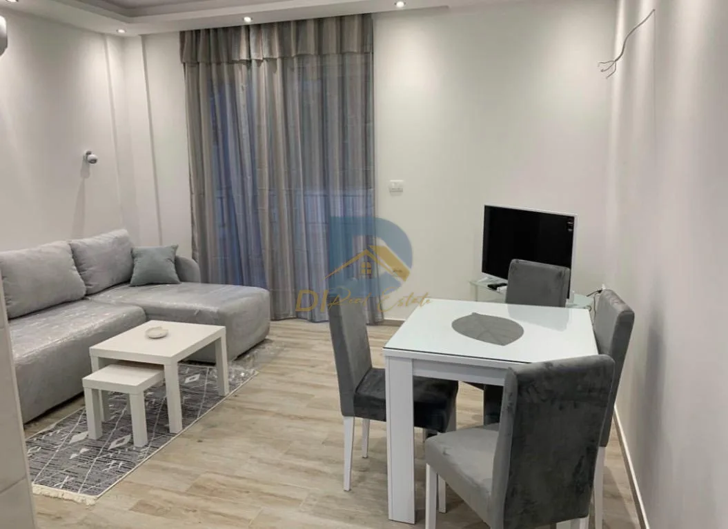 Izdavanje - Stan Tivat, Kava