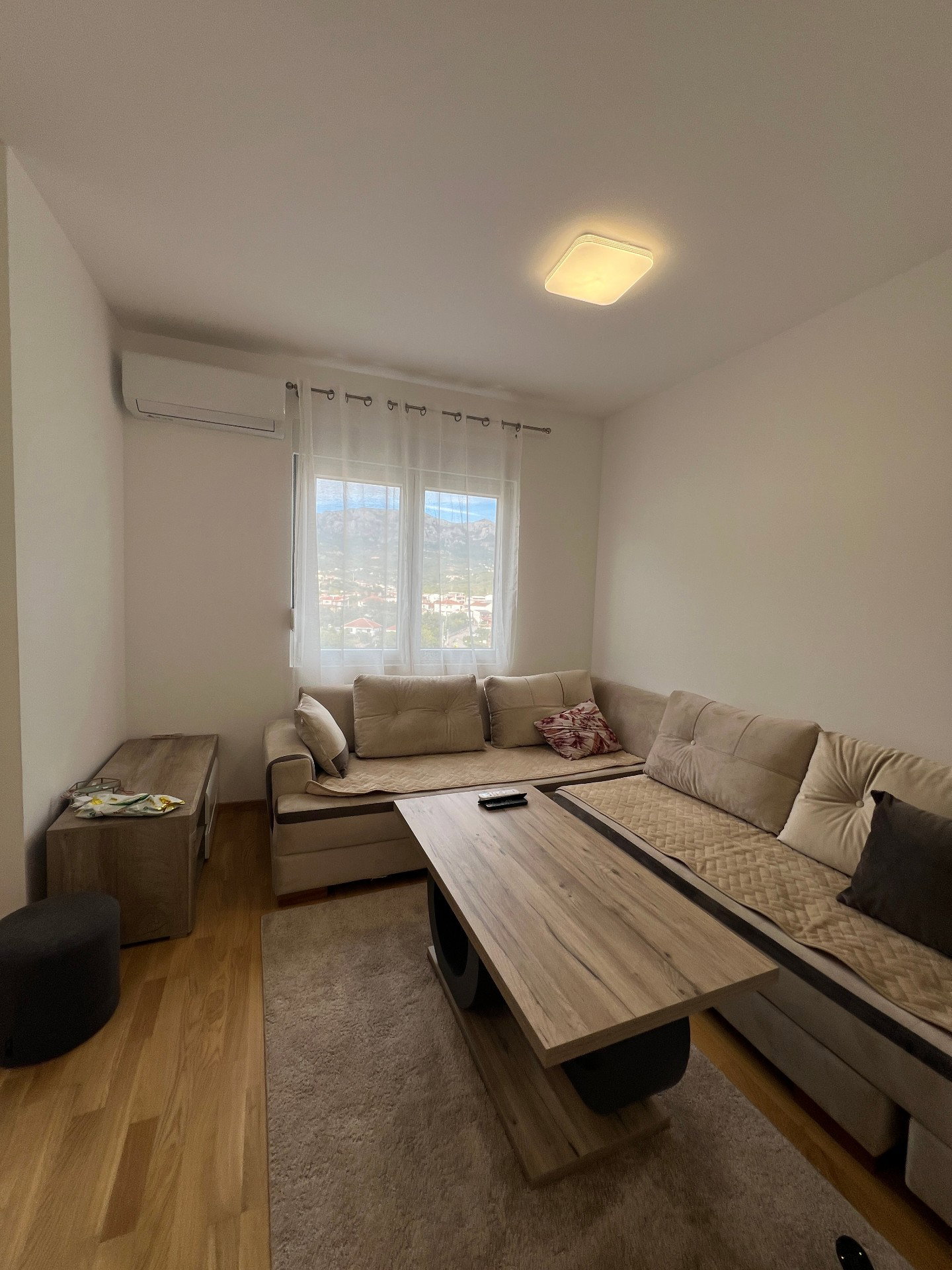 Rent - Apartment Bar, Ilino