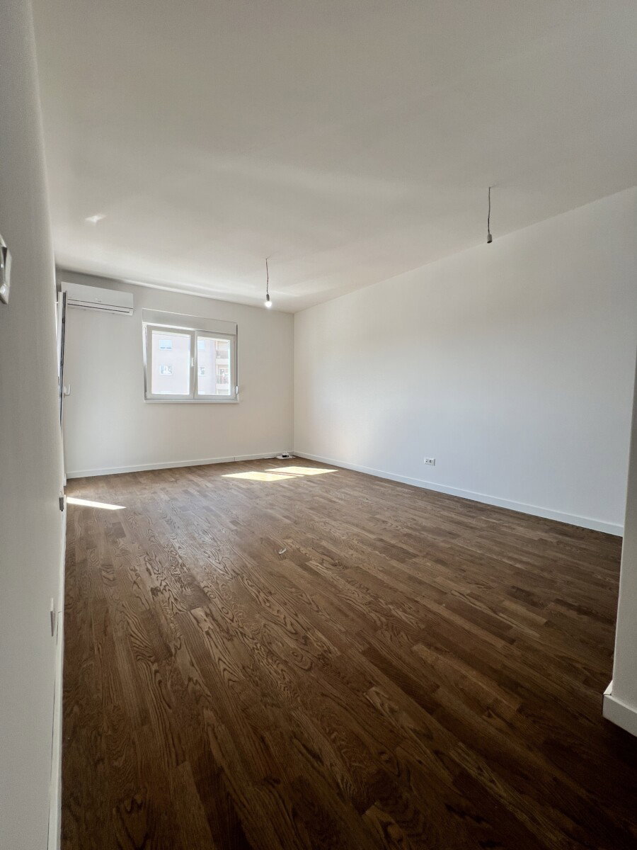 Sale - Apartment Podgorica, Stari Aerodrom