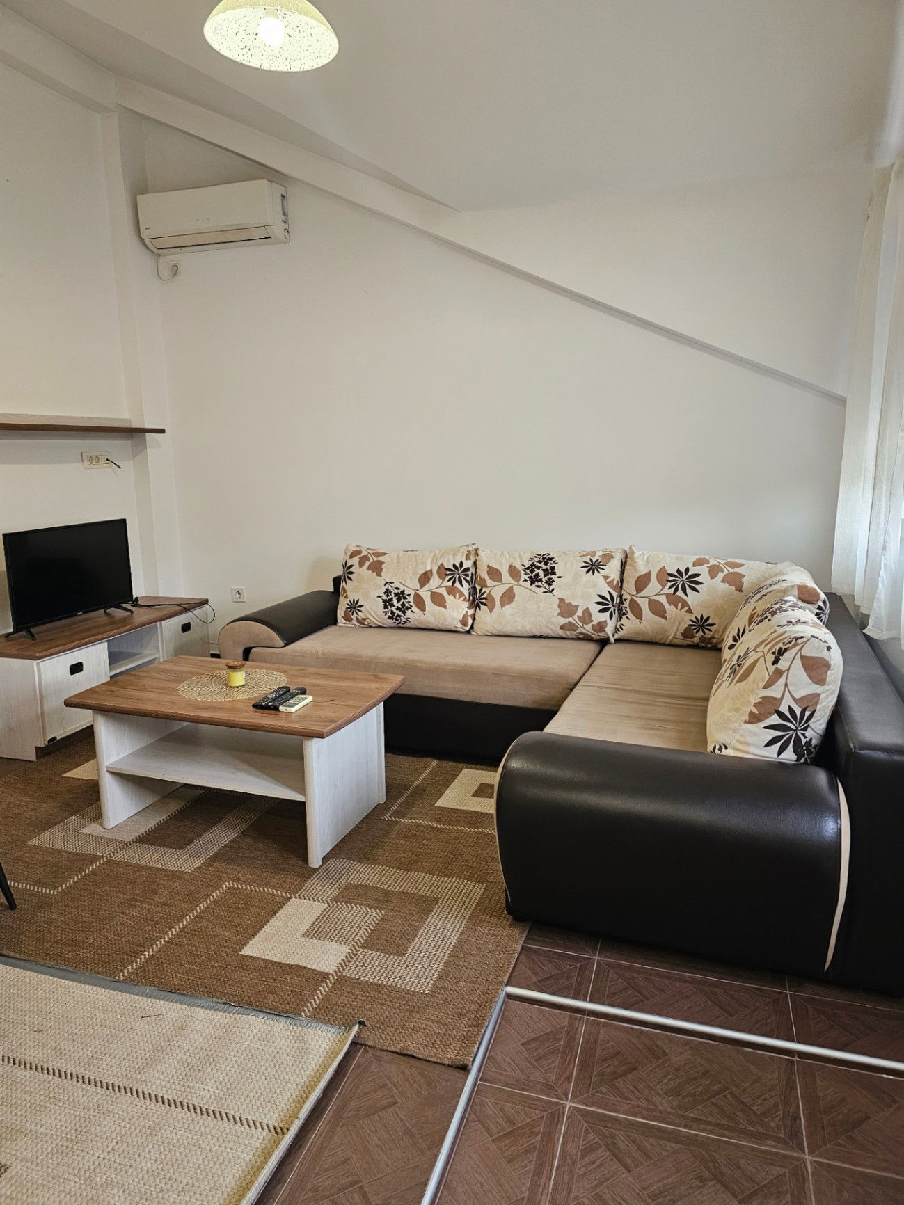 Оренда - Квартира Tivat, Mažina