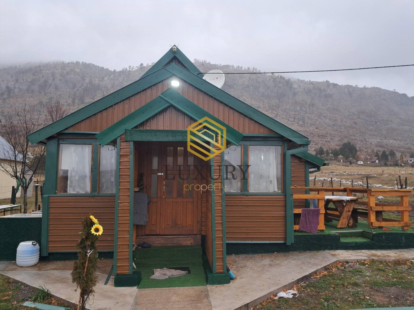 Prodaja - Kuća Podgorica, Kuči