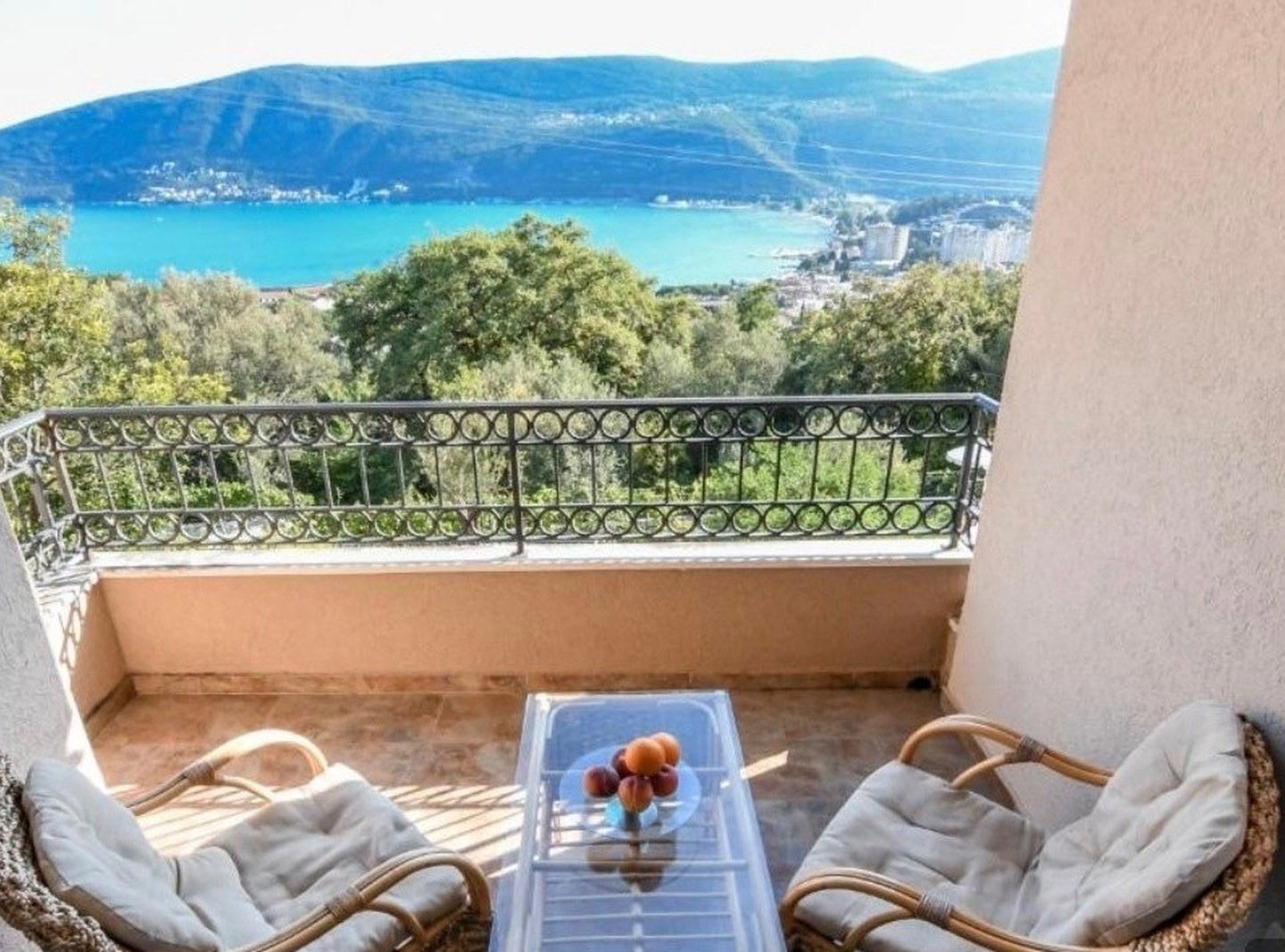 Продажа - Квартира Herceg Novi, Topla