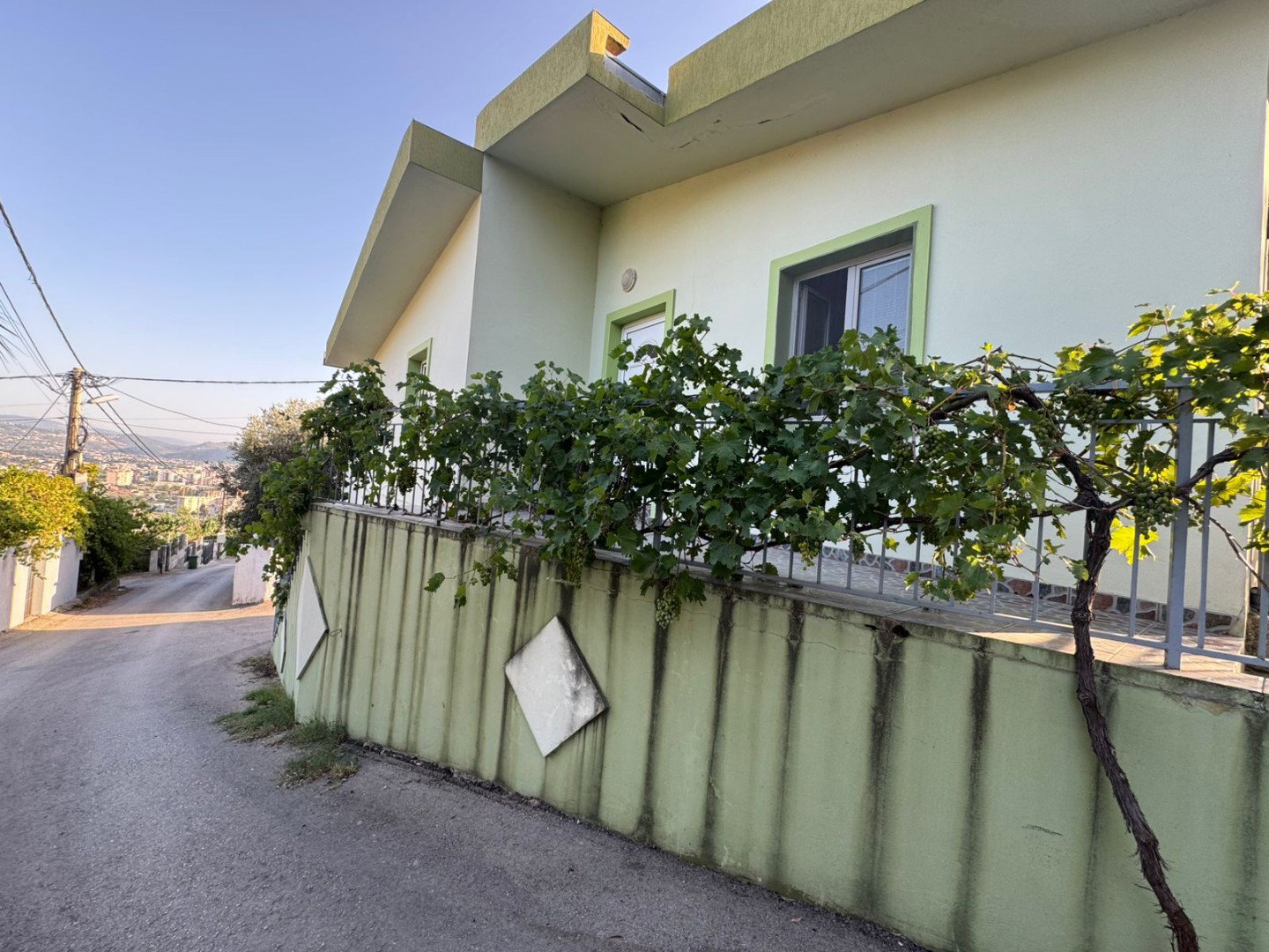 Продаж - Будинок Bar, Bar