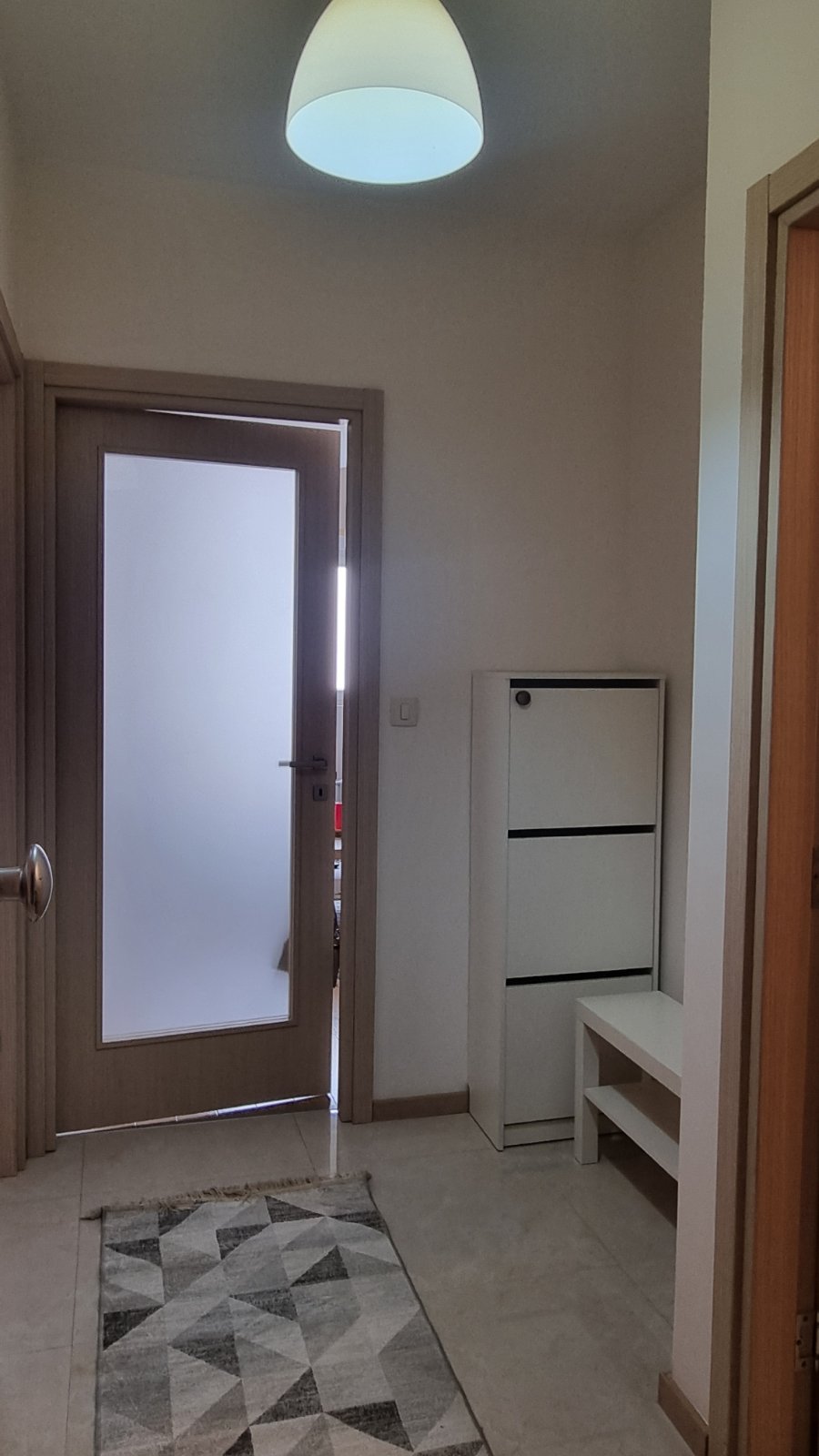 b5bed47e-102b-45f5-9460-538f0c05e70a.jpg