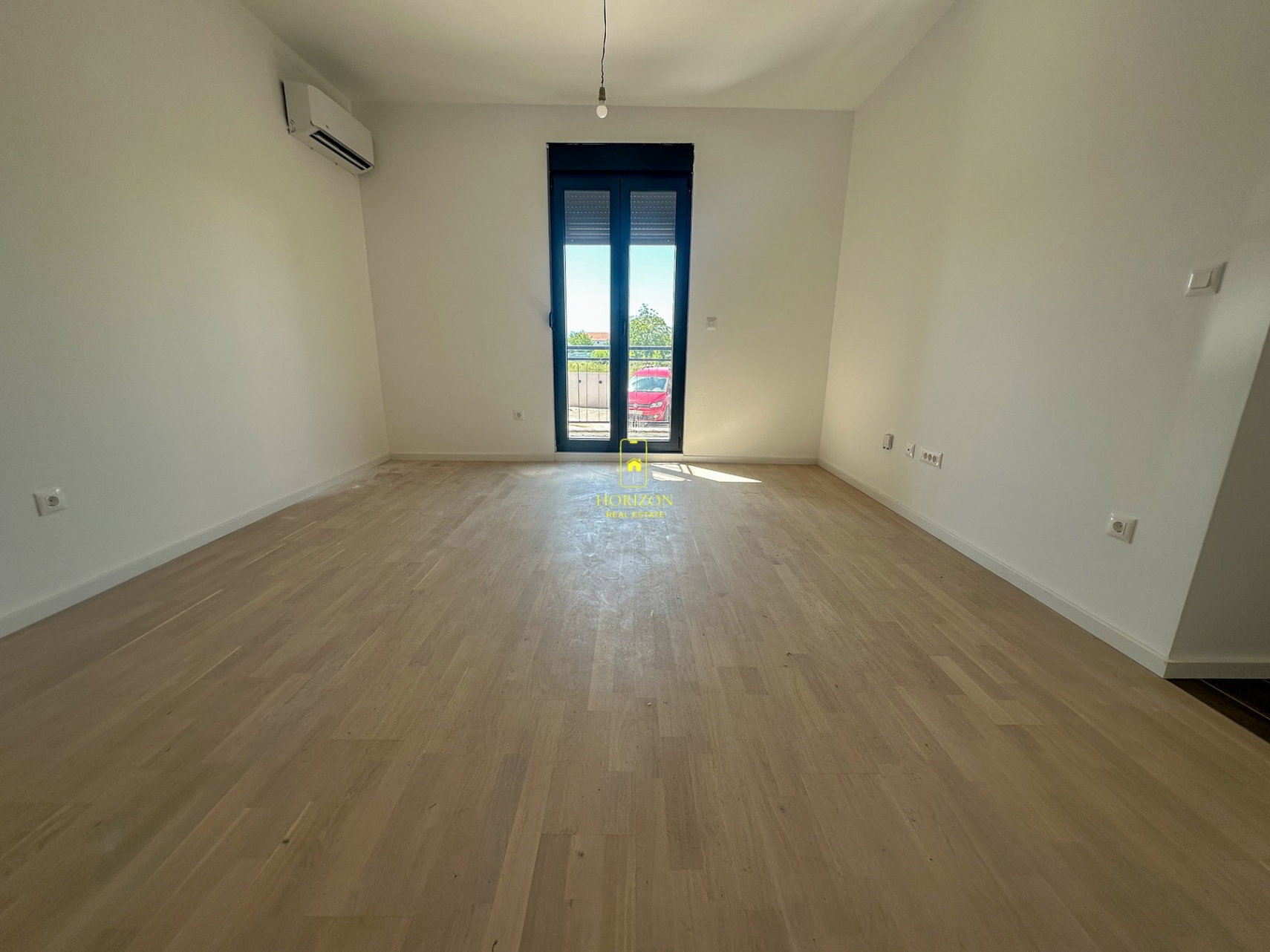 Sale - Apartment Podgorica, Tološi