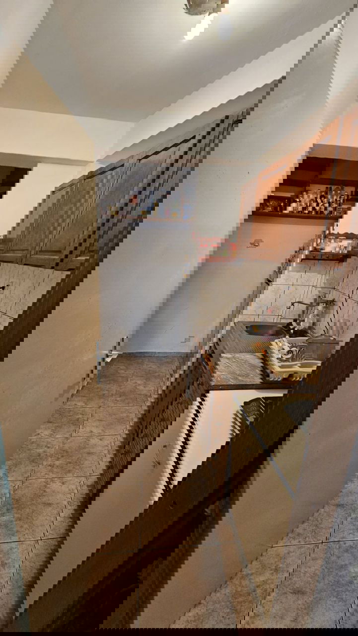 b65f5c18-0aec-46a6-8ccf-59f005351dde.jpg