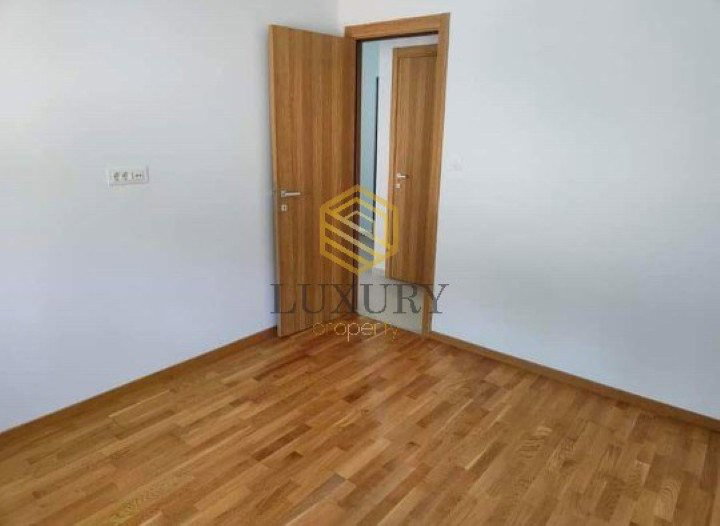 Slika nekretnine 12
