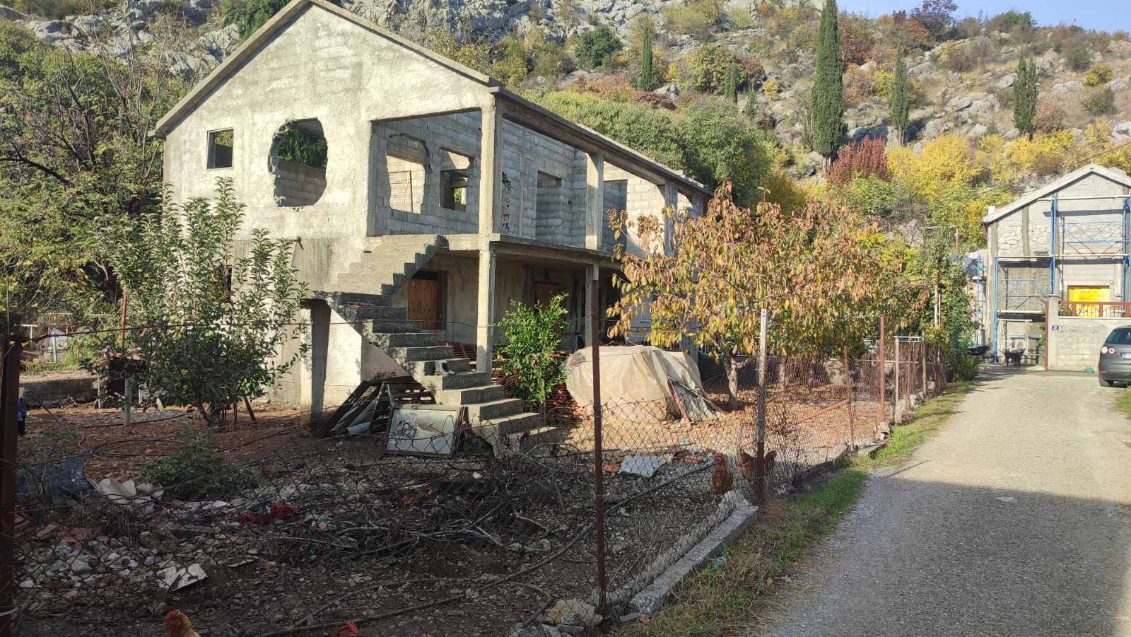 Продаж - Будинок Podgorica, Donja Gorica