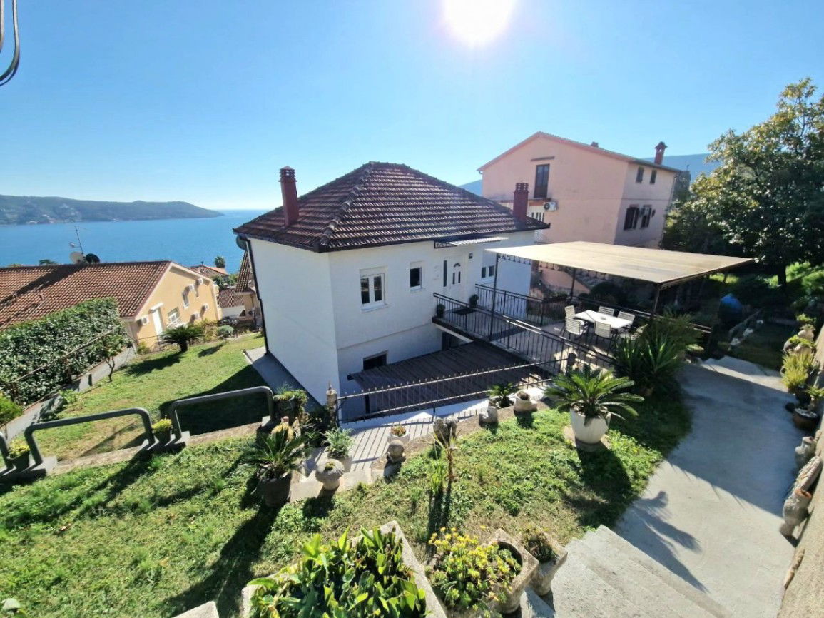 Izdavanje - Kuća Herceg Novi, Herceg Novi