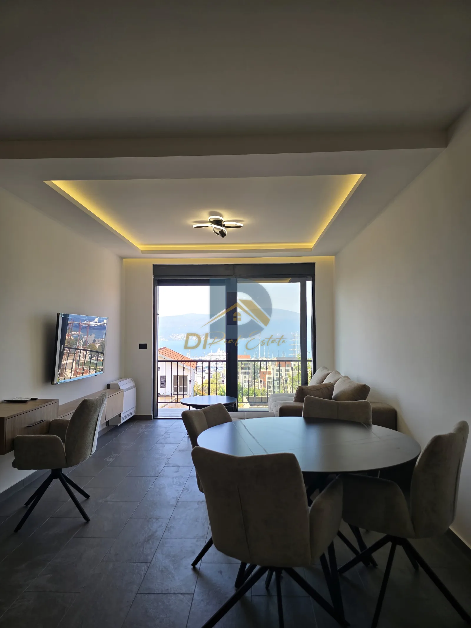 Rent - Apartment Tivat, Mažina