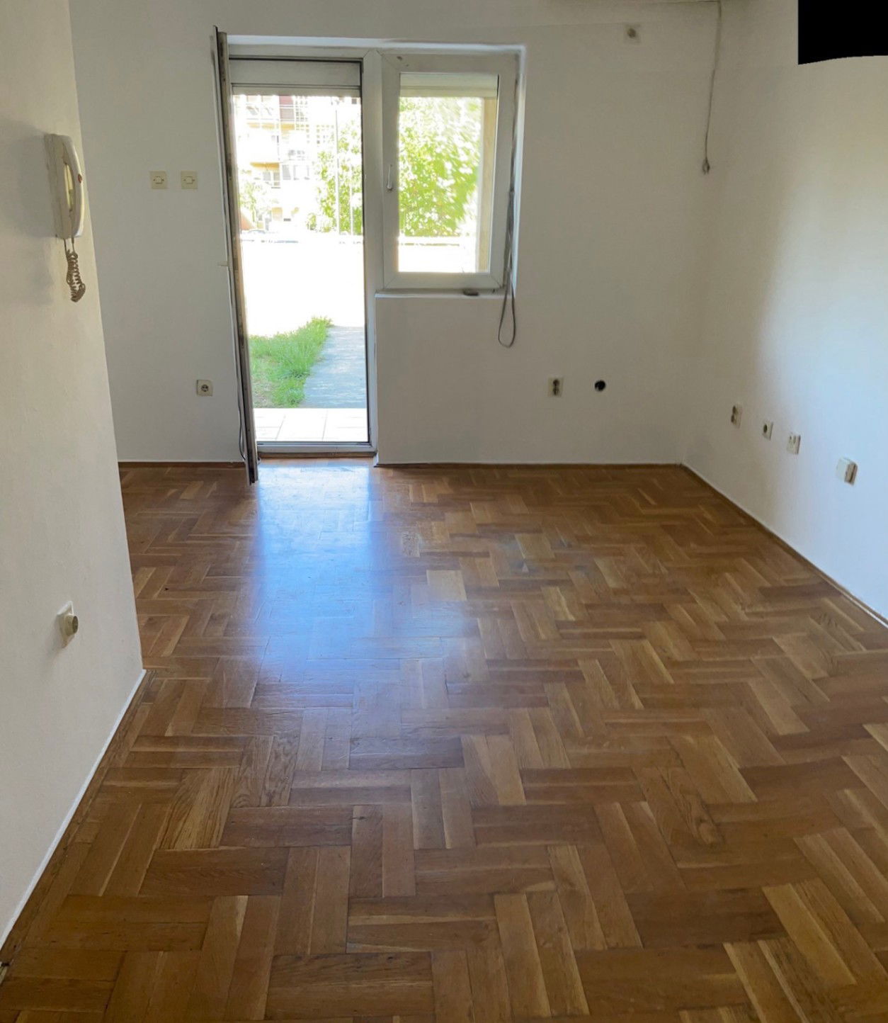 Продаж - Квартира Podgorica, Stari Aerodrom