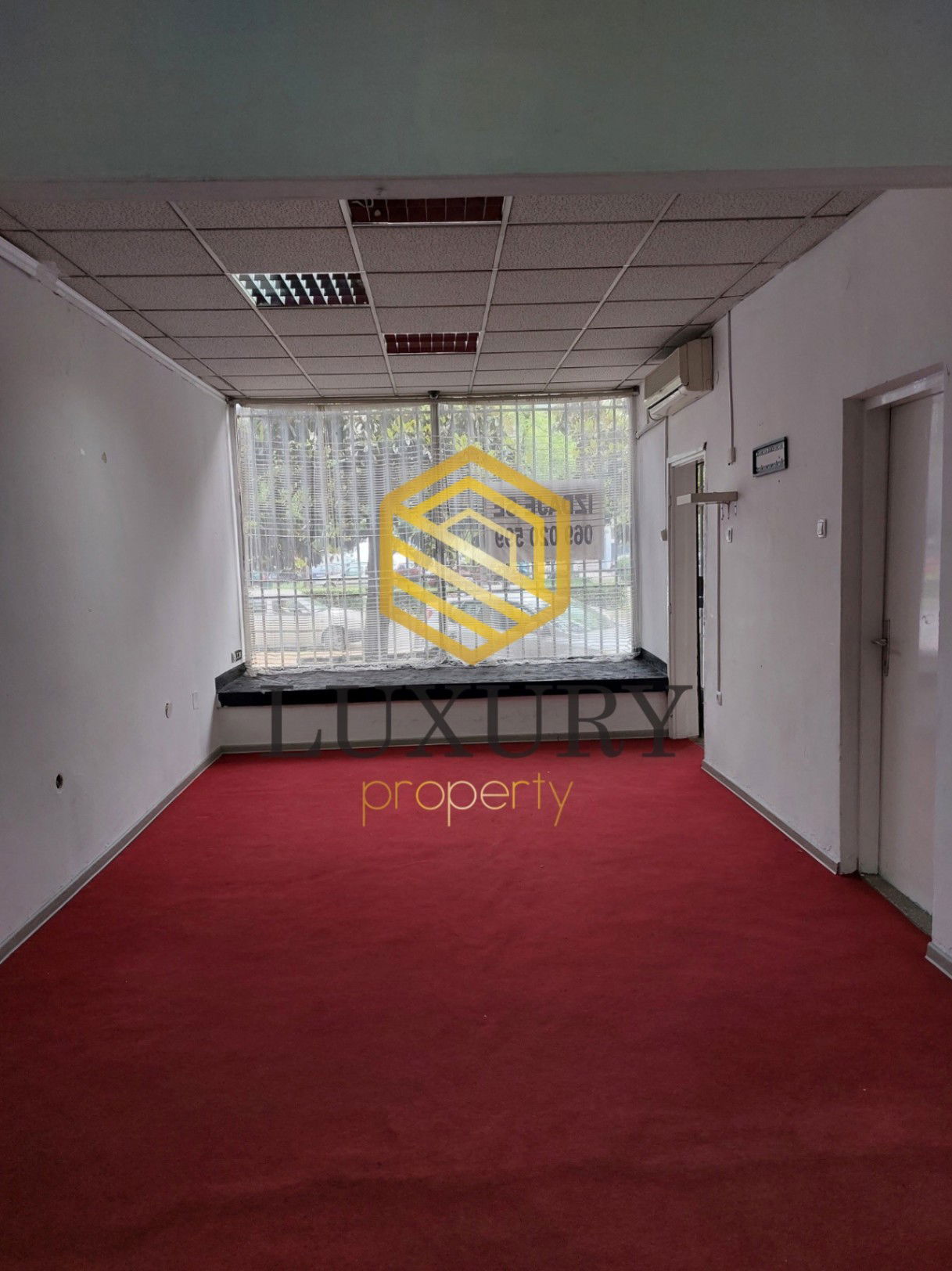 Оренда - Офісне приміщення Podgorica, Gintaš