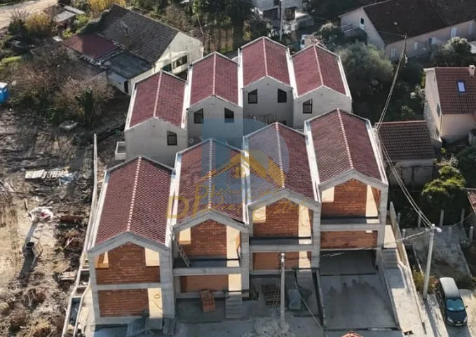 Продаж - Будинок Tivat, Donja Lastva