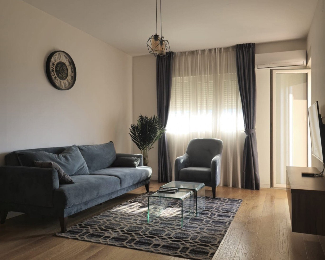 Rent - Apartment Podgorica, Central Point