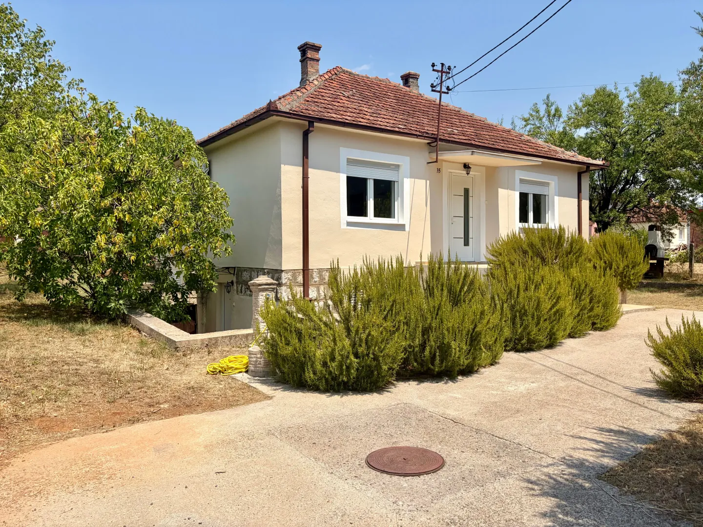Izdavanje - Kuća Podgorica, Ibričevina