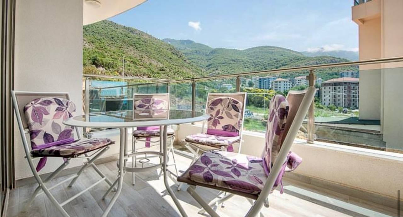 Продаж - Квартира Budva, Bečići