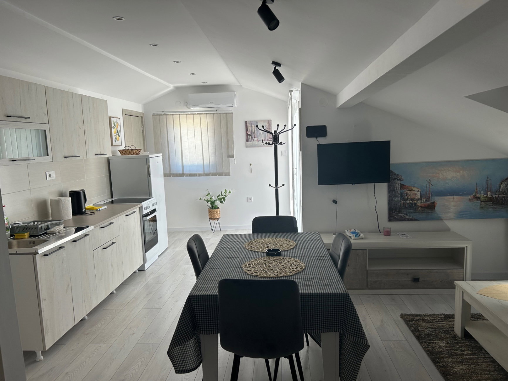 Kiralık - Daire Herceg Novi, Đenovići