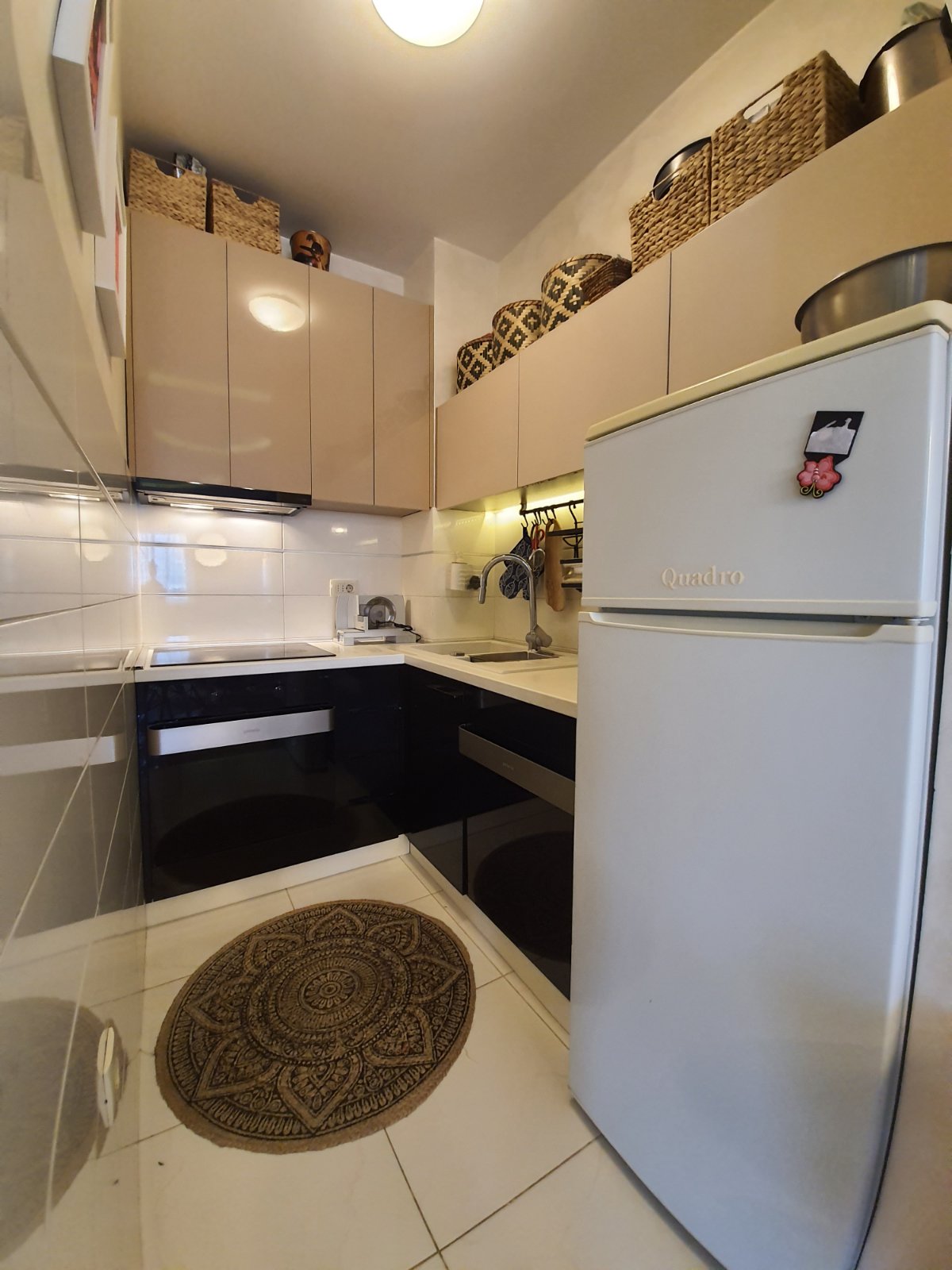 bab33439-ab0b-47c9-8e70-8581c399ab65.jpg
