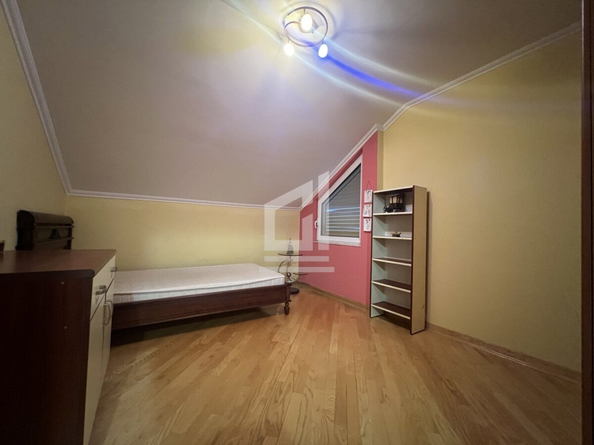 Slika nekretnine 9