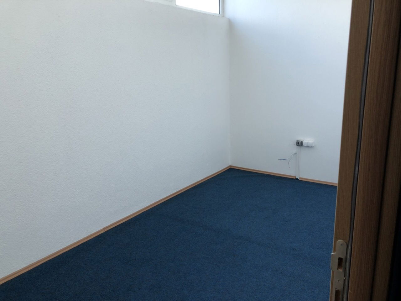 bc20af0c-e189-4414-9f2b-75c9d05c720f.jpg