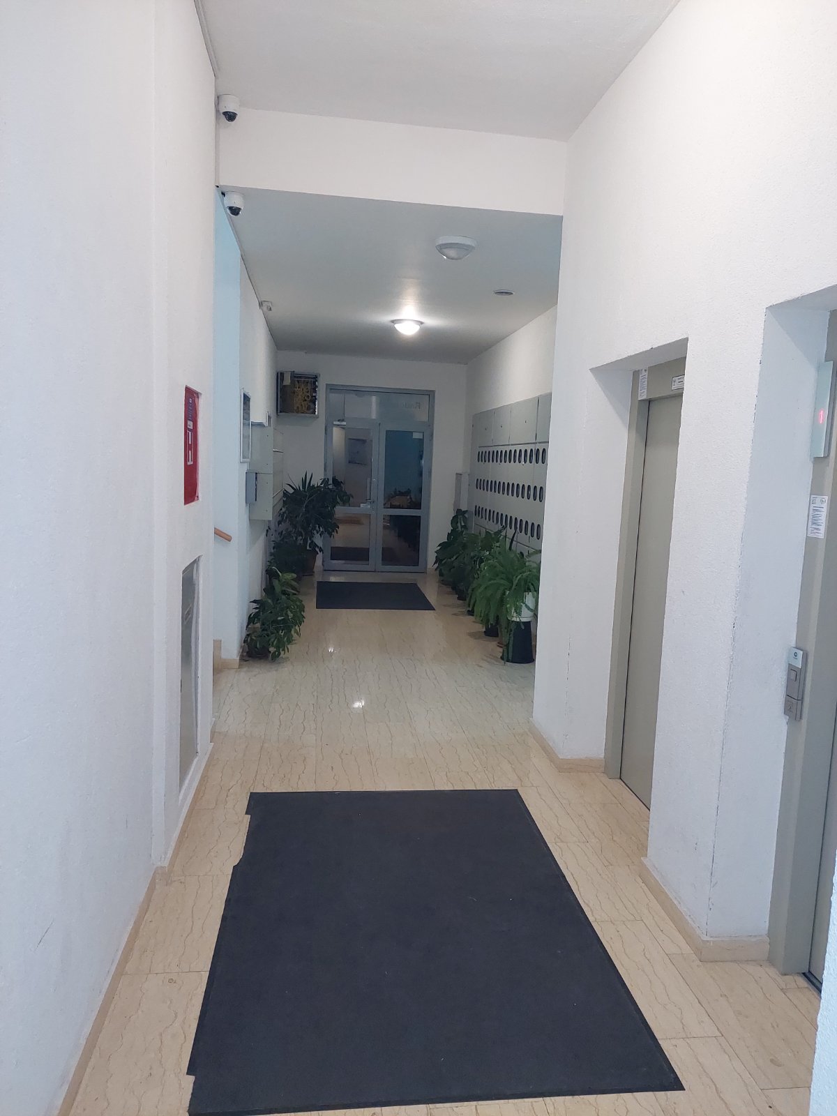 bcb3d04b-8653-4be6-b9ad-230a19b4202b.jpg