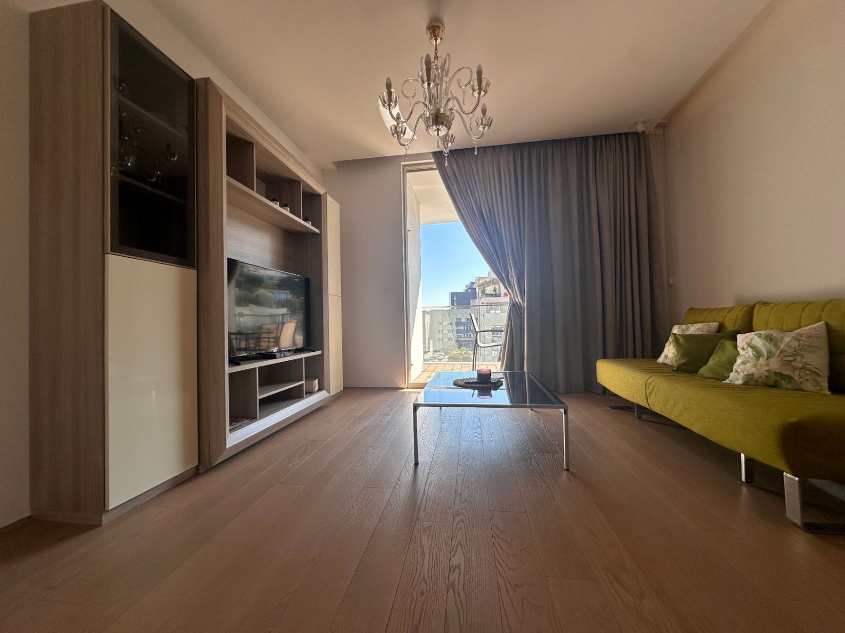 Продаж - Квартира Budva, Centar